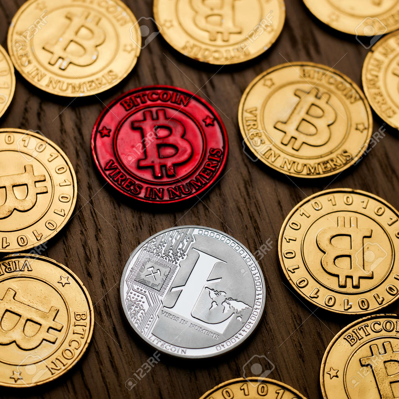 Crypto Currency Physical Bitcoin Coin Bitcoin Tokens Digital - 